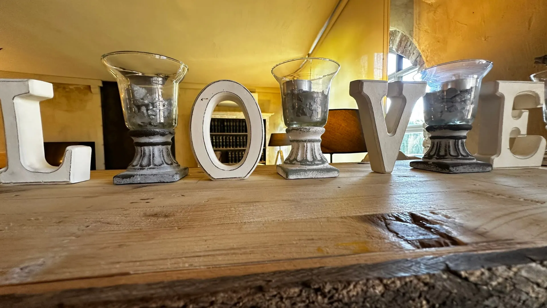 Decorative detail in the living room