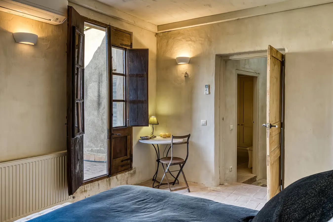 Master suite detail