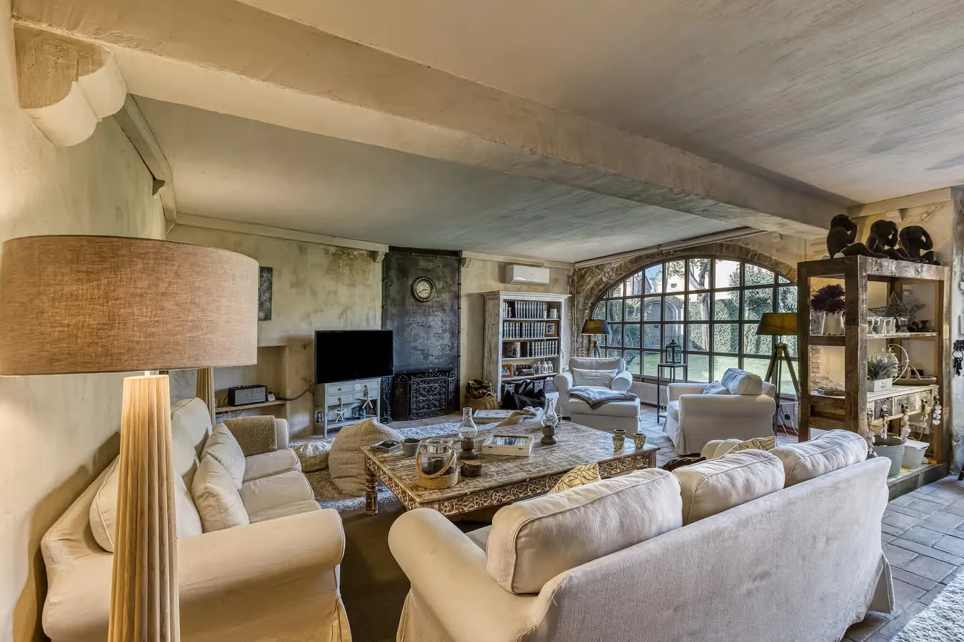 Lounge with beamed ceiling